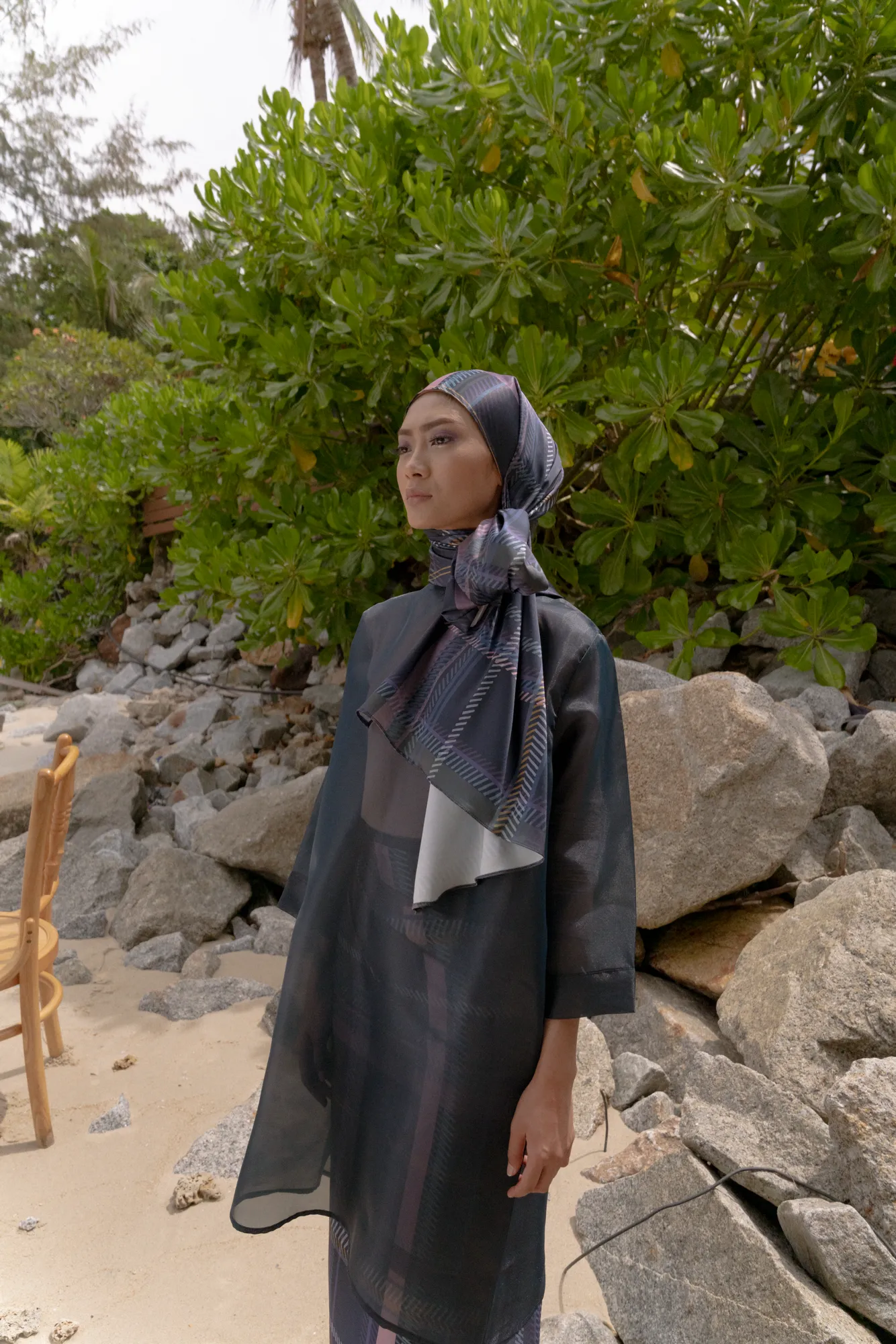 Mahsuri Square Scarf in Navy Blue / Purple